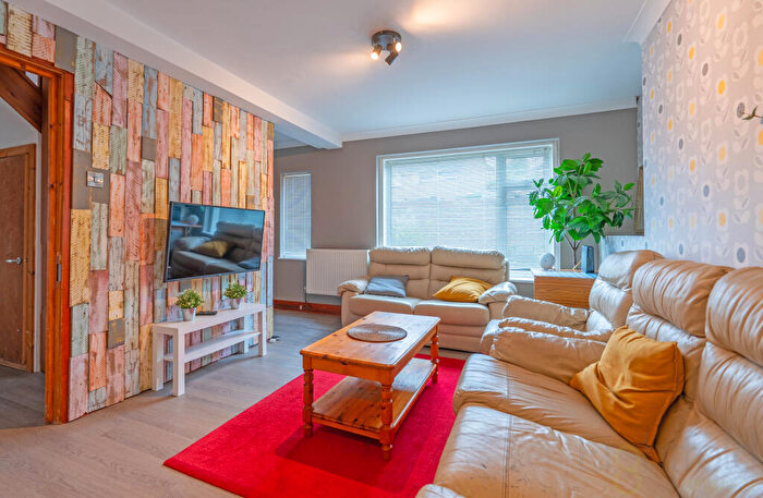 6 Bedroom End Of Terrace House To Rent In Ashburnham Drive, Brighton, BN1