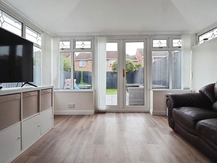 2 Bedroom Semi-Detached House For Sale In Bramble Avenue, Barry, CF62