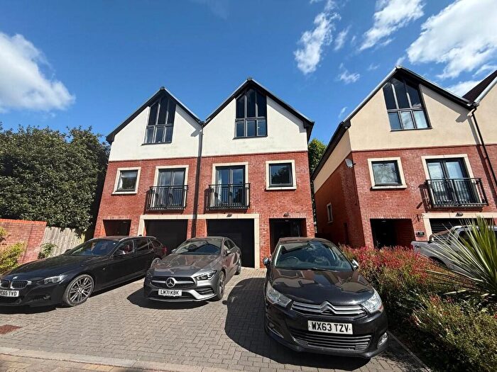3 Bedroom Town House To Rent In Nautilus Drive, Portsmouth, Hampshire, PO6