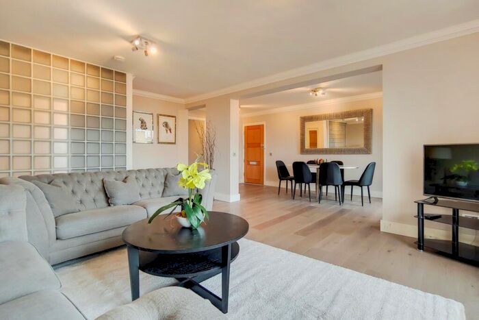 3 Bedroom Flat To Rent In Imperal Court, Prince Albert Road, St Johns Wood, NW8