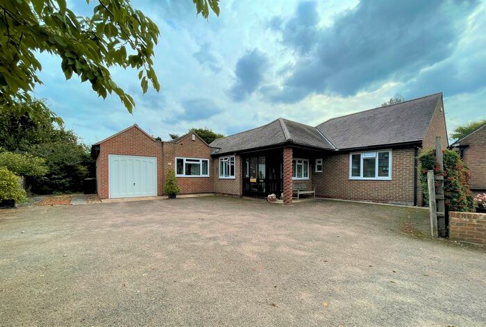 3 Bedroom Bungalow For Sale In Spring Lane, Wymondham, LE14