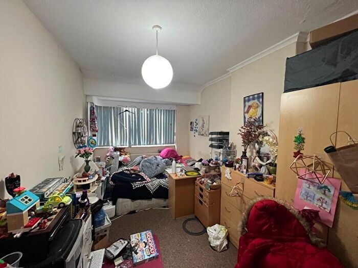 4 Bedroom Terraced House To Rent In Kelso Gardens, Hyde Park, Leeds, LS2