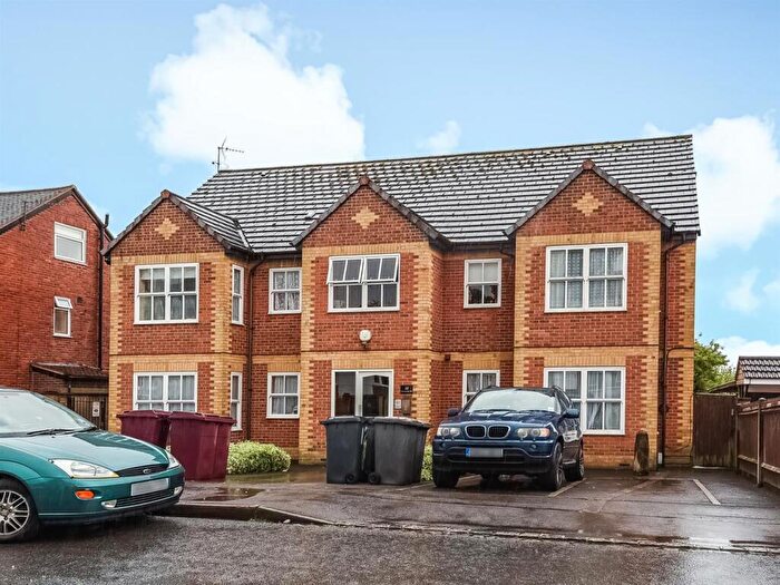 1 Bedroom Apartment For Sale In Newcastle Road, Reading, RG2