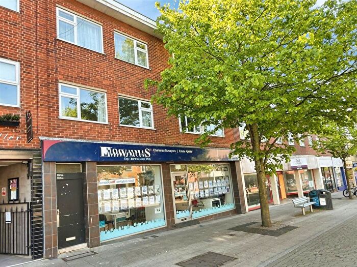 3 Bedroom Maisonette For Sale In London Road North, Lowestoft, Suffolk, NR32