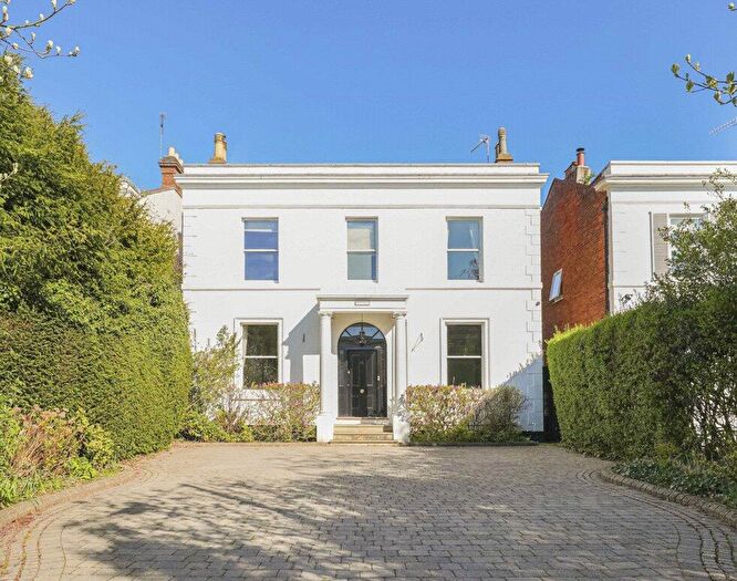 5 Bedroom Detached House For Sale In Leam Terrace, Leamington Spa, Warwickshire, CV31