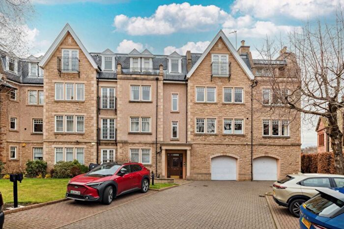 2 Bedroom Apartment For Sale In Whitehouse Loan, Bruntsfield, Edinburgh, EH9