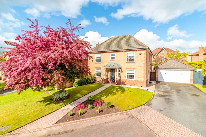 4 Bedroom Detached House For Sale In Old Chapel Close, Harrogate, HG3