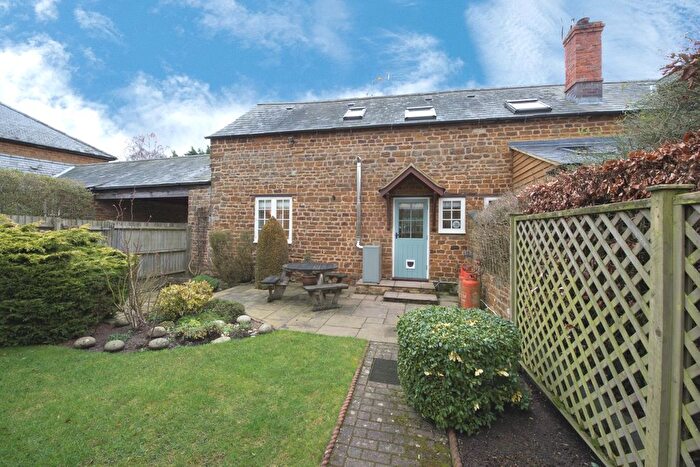 2 Bedroom Cottage To Rent In Collswell Lane, Blakesley, NN12