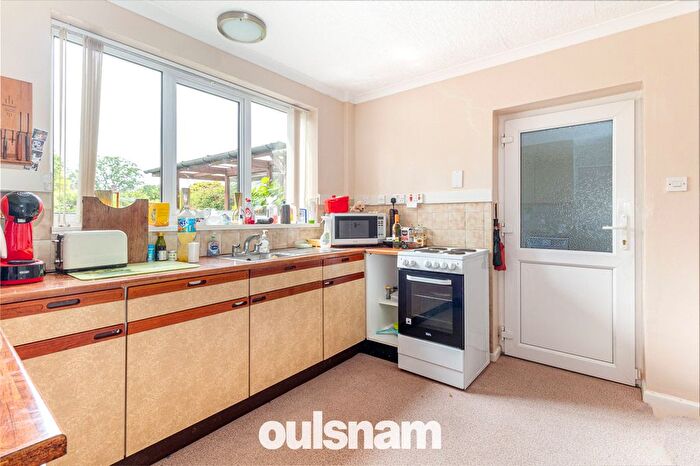3 Bedroom Semi-Detached House For Sale In Shenley Lane, Bournville Village Trust, Selly Oak, Birmingham, B29