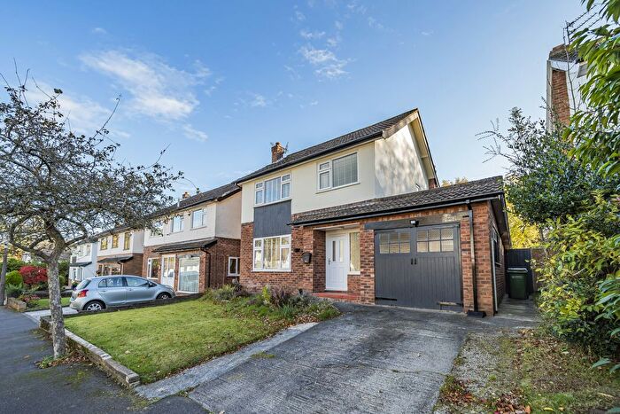 3 Bedroom Detached House To Rent In Cringle Drive, Cheadle, SK8