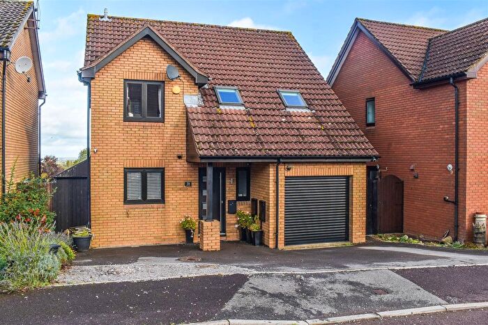 4 Bedroom Detached House For Sale In The Hawthorns, Cam, Dursley, GL11