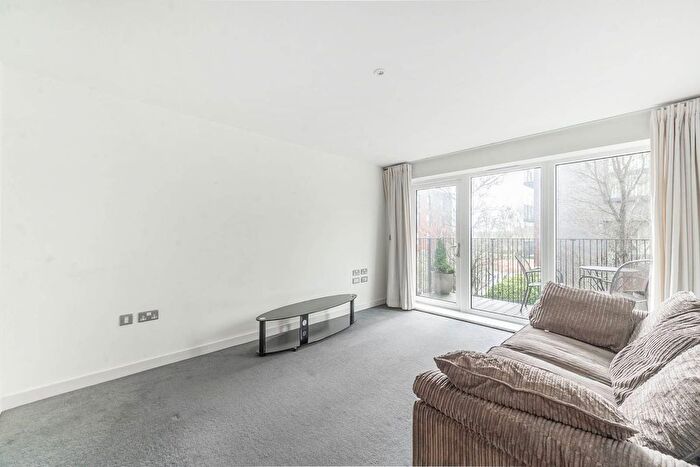 1 Bedroom Flat For Sale In Stanmore Place, Stanmore, HA7