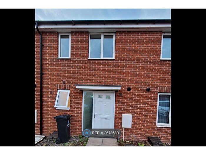 2 Bedroom Terraced House To Rent In Lakelot Close, Willenhall, WV12