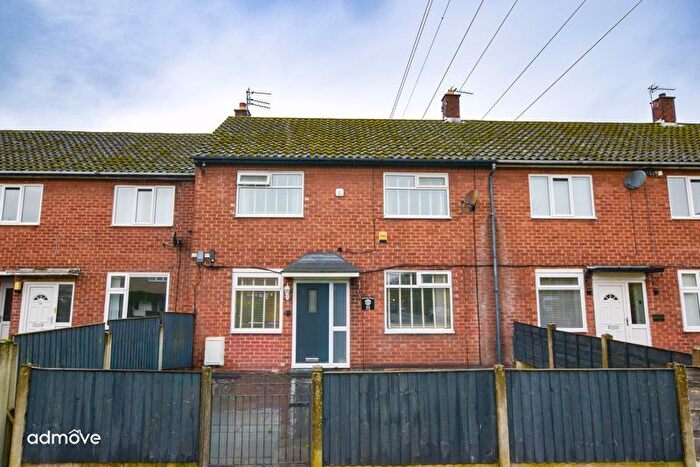 4 Bedroom Terraced House For Sale In Erskine Road, Partington, M31