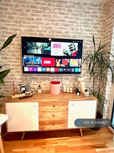 1 Bedroom Flat To Rent In Colbalt Point, London, E14