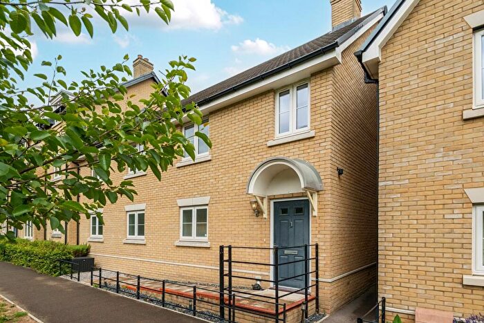 2 Bedroom Maisonette For Sale In Stevens Road, Eastleigh, Hampshire, SO50