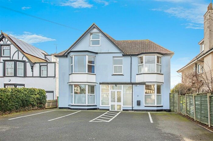 6 Bedroom Detached House For Sale In Fronks Road, Harwich, CO12