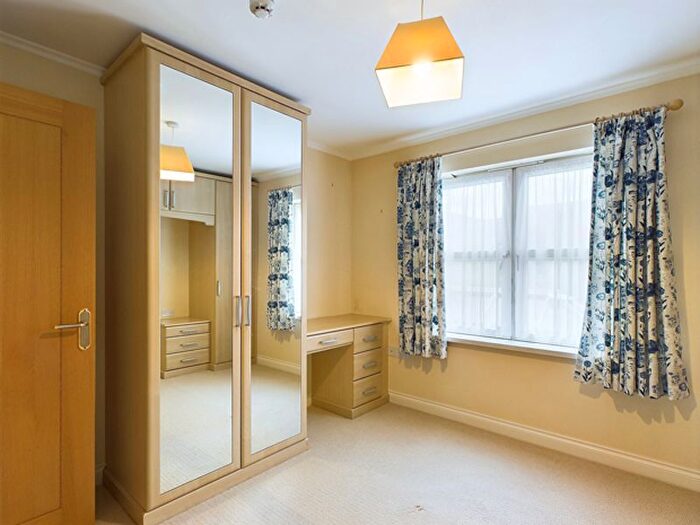 2 Bedroom Flat For Sale In Hafan Tywi, The Parade, Carmarthen, SA31