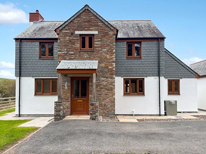3 Bedroom Detached House For Sale In Bolventor, Launceston, Cornwall, PL15