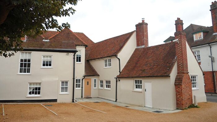 2 Bedroom Flat To Rent In Stock Lane, Ingatestone, Essex, CM4