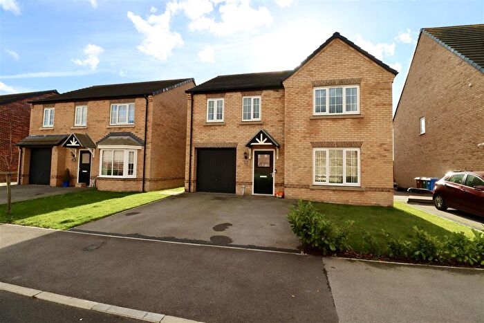 4 Bedroom Detached House For Sale In Ombler Drive, Market Weighton, York, YO43