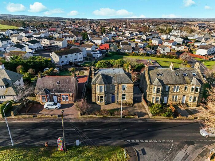 4 Bedroom Detached House For Sale In Harburn Road, West Calder, EH55