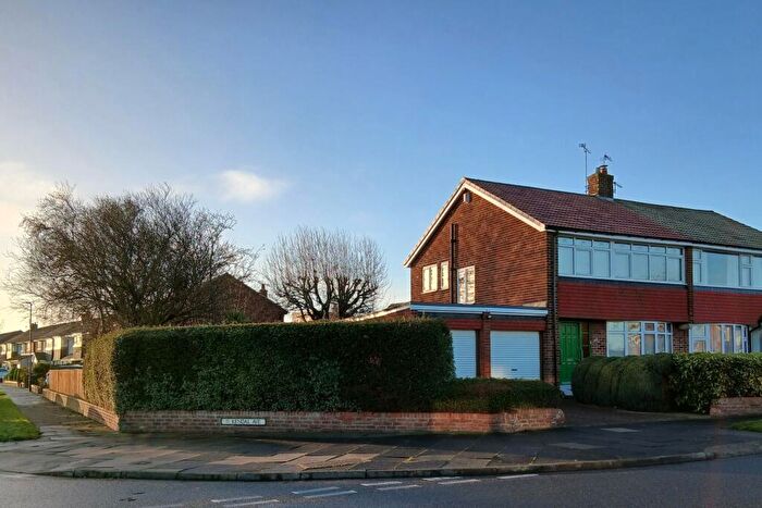 3 Bedroom Semi Detached House For Sale In Farringdon Road, Marden, North Shields, NE30