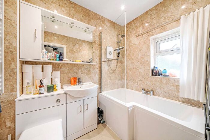 1 Bedroom Flat To Rent In Stanley Road, Bromley, BR2