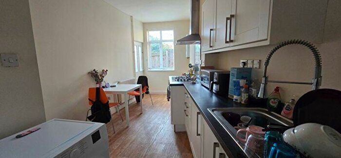 2 Bedroom Semi-Detached House To Rent In Broadholme Street, Nottingham, NG7