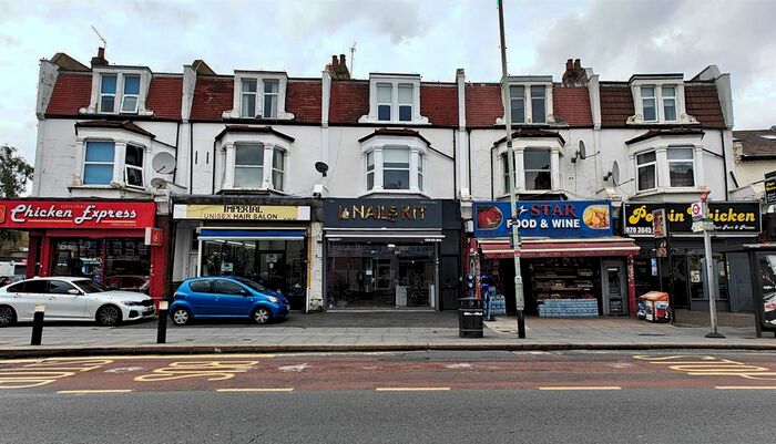 3 Bedroom Flat To Rent In Lordship Lane, Wood Green, N22
