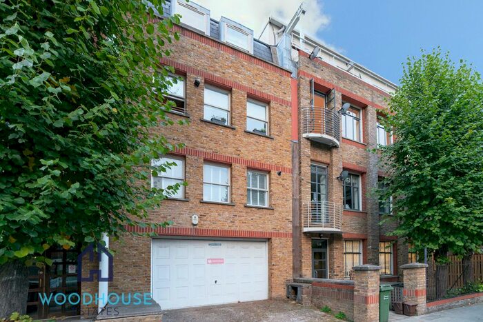 2 Bedroom Flat To Rent In Grafton Road, London, NW5