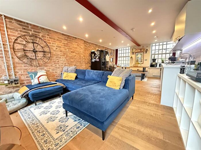 2 Bedroom Apartment For Sale In Murray Mills, Bengal Street, Manchester, M4