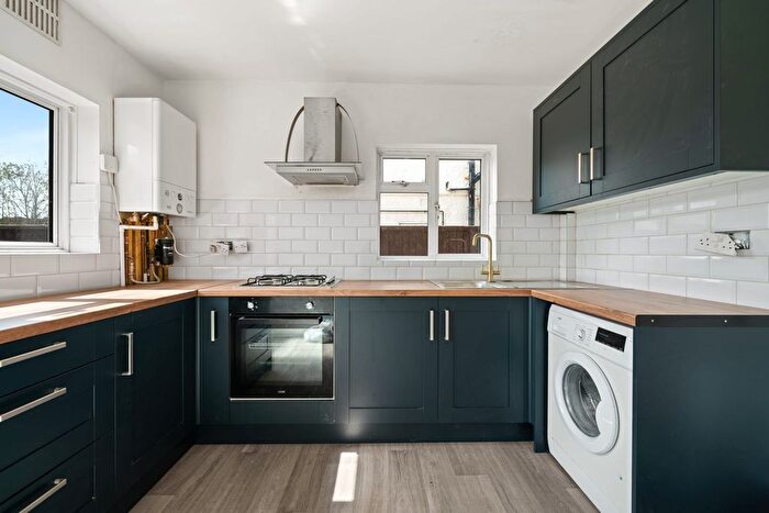 3 Bedroom Semi Detached House To Rent In Lavender Avenue, Mitcham, CR4