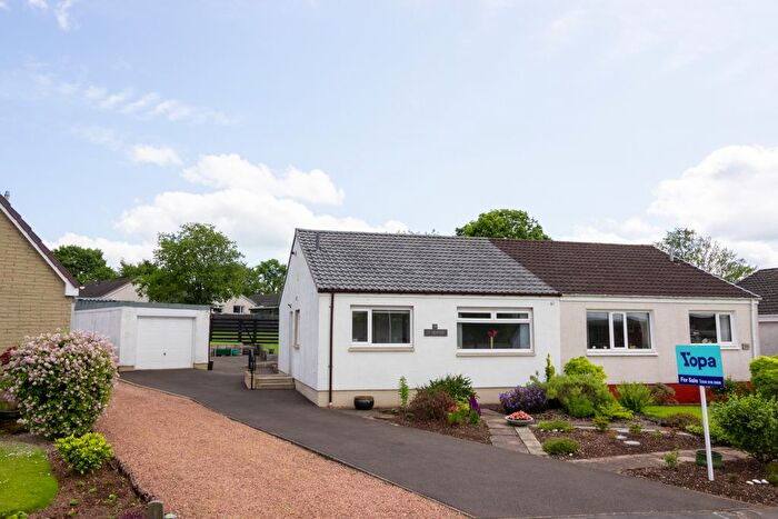 3 Bedroom Semi-Detached Bungalow For Sale In Woodend Drive, Kirriemuir, DD8