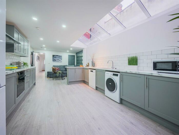 6 Bedroom Terraced House To Rent In St. Georges Road, Coventry, CV1