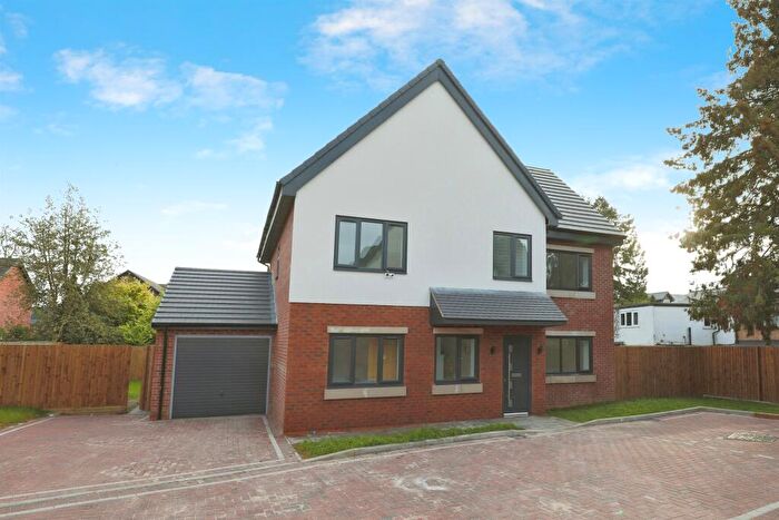 5 Bedroom Detached House For Sale In Herdwick Close, Long Lawford, Rugby, CV23