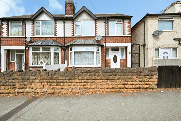 4 Bedroom Semi-Detached House For Sale In Bobbers Mill Road, Nottingham, Nottinghamshire, NG7