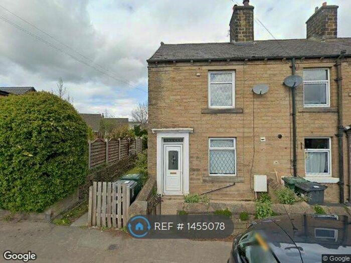 3 Bedroom End Of Terrace House To Rent In Wakefield Road, Scissett, Huddersfield, HD8