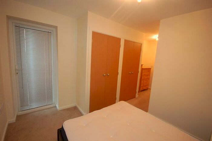 1 Bedroom Flat To Rent In Hollin Bank Court, Blackburn, BB2