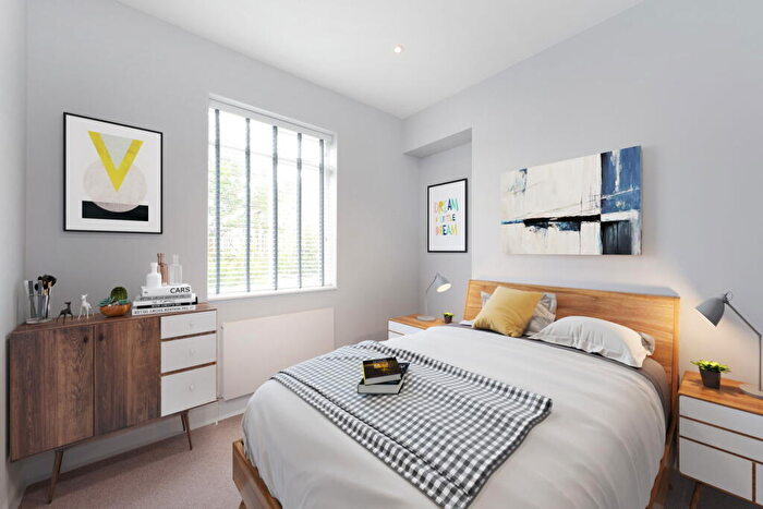 2 Bedroom Flat To Rent In Dagmar Road, London, SE5