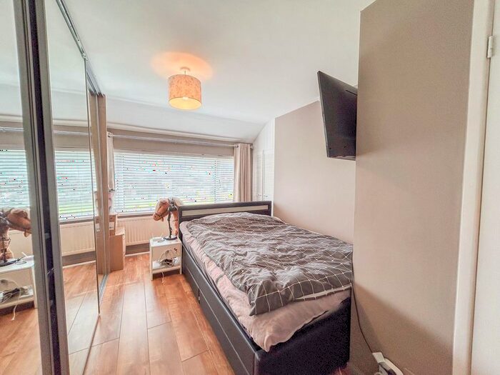 3 Bedroom Terraced House For Sale In Birch Grove, Llanmartin, NP18