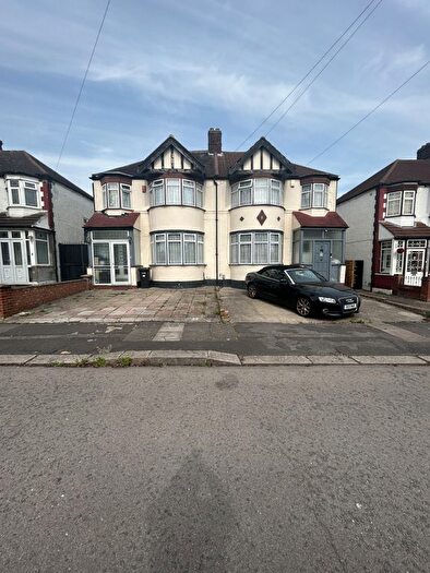 3 Bedroom Semi-Detached House For Sale In Danehurst Gardens, IG4