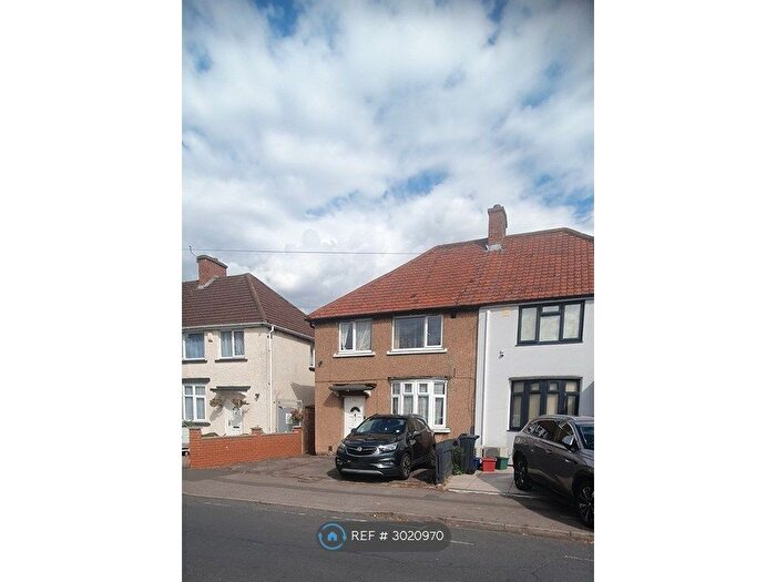 3 Bedroom Semi-Detached House To Rent In Vernon Road, Feltham, TW13