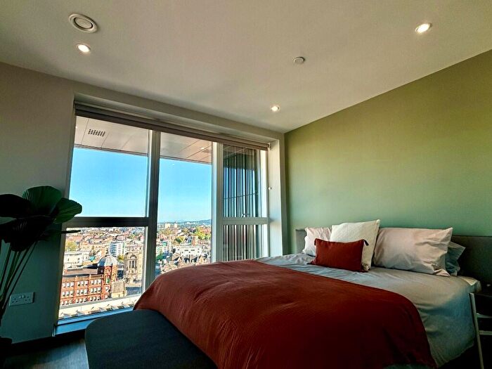 1 Bedroom Penthouse To Rent In Candleriggs, Trongate, Glasgow, G1
