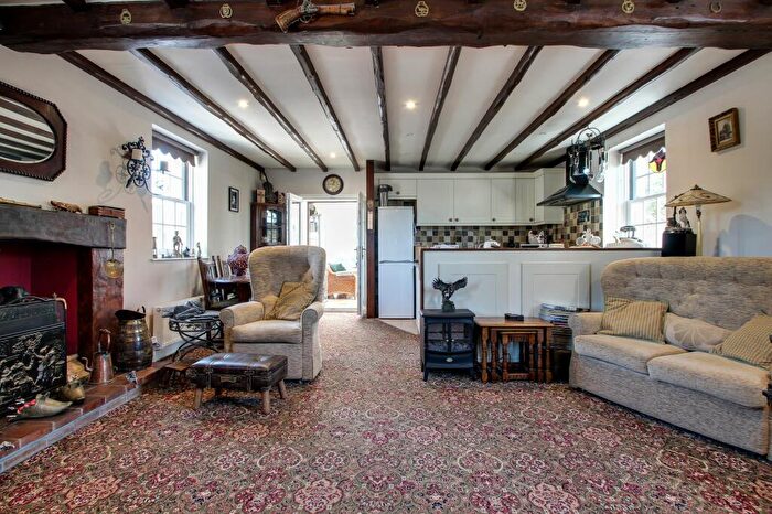 2 Bedroom Detached House For Sale In Roman Bank, Gedney Dyke, PE12