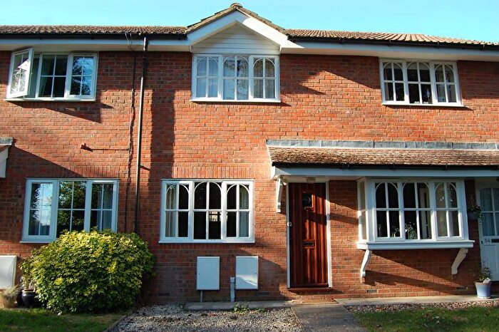 2 Bedroom Terraced House To Rent In Anxey Way, Haddenham, HP17
