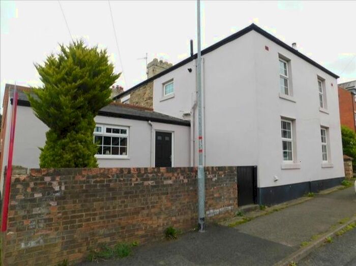 3 Bedroom End Of Terrace House To Rent In Neville Terrace, Crossgate Moor, DH1