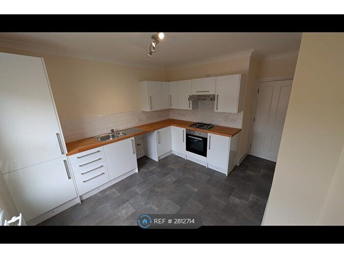 4 Bedroom Maisonette To Rent In Brunswick Square, Herne Bay, CT6