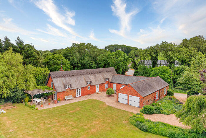 5 Bedroom Barn Conversion For Sale In Main Street, Blaston, LE16