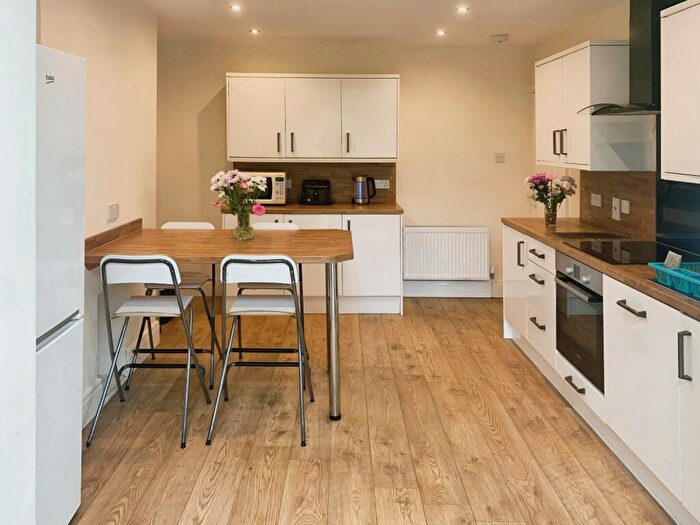 4 Bedroom Semi-Detached House To Rent In Fairholme Road, Manchester, Greater Manchester, M20